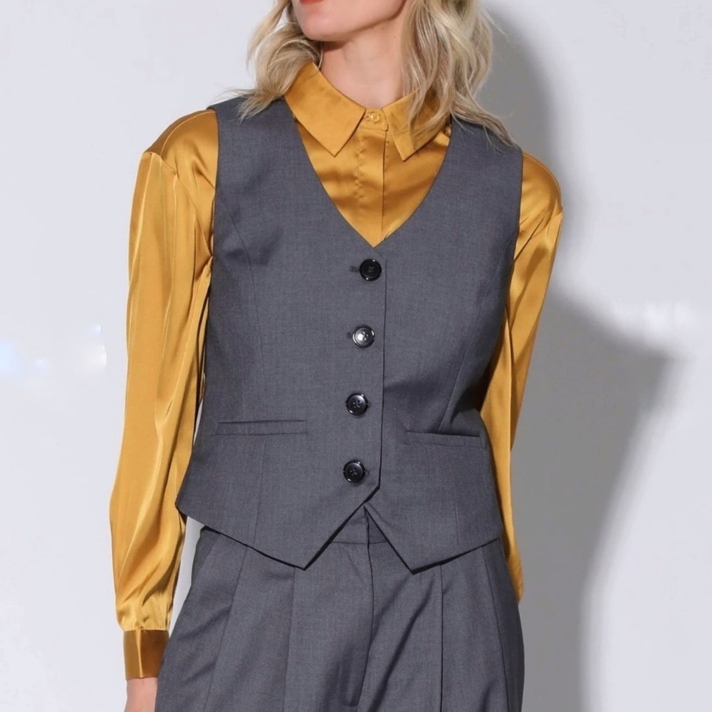 Walter Baker Luanna vest in gray